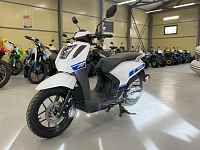 Скутер PROMAX Grand 240(49) Скутер PROMAX Grand 240(49)