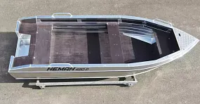 Алюминиевая лодка Неман-480 Р Алюминиевая лодка Неман-480 Р